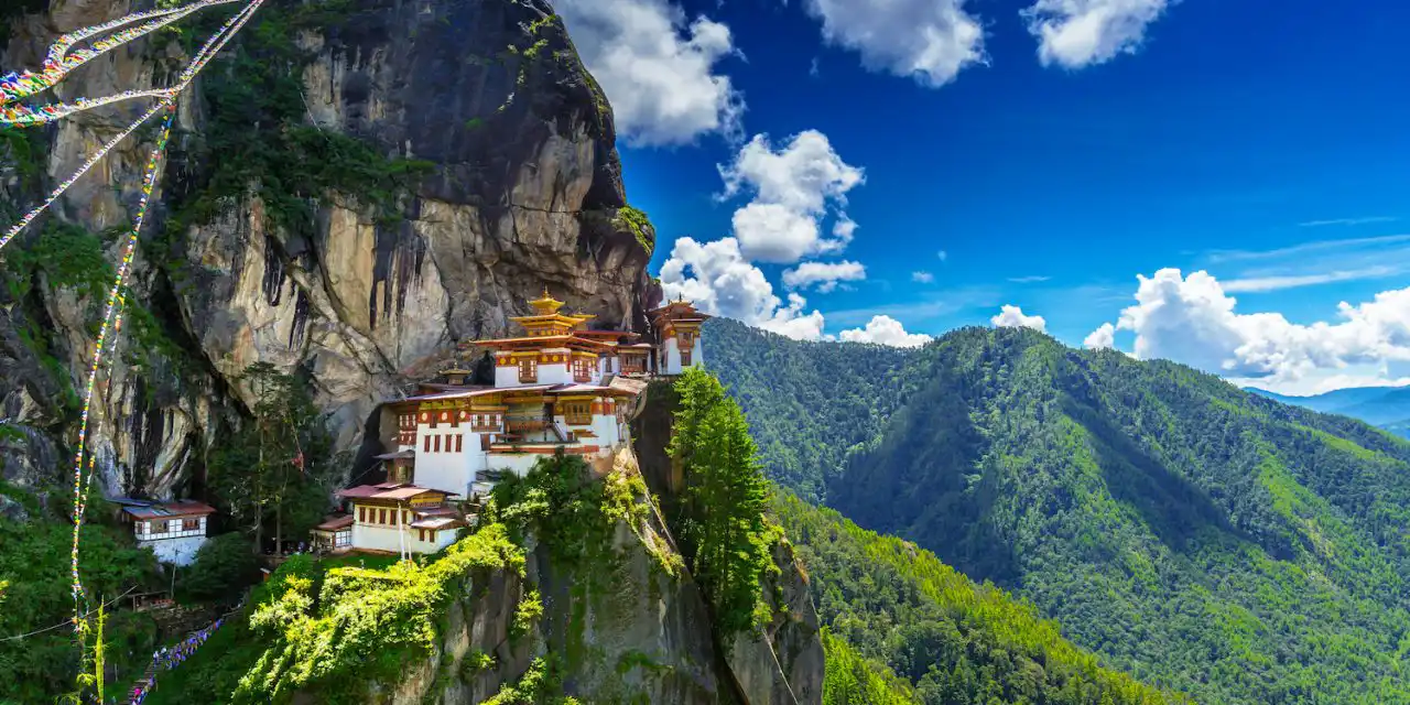 Tiger’s Nest Monastery on a cliff in Paro, symbol of Eco-Friendly Travel in Bhutan and cultural heritage